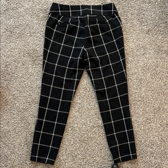 Loft Pants - Picture 2 of 4